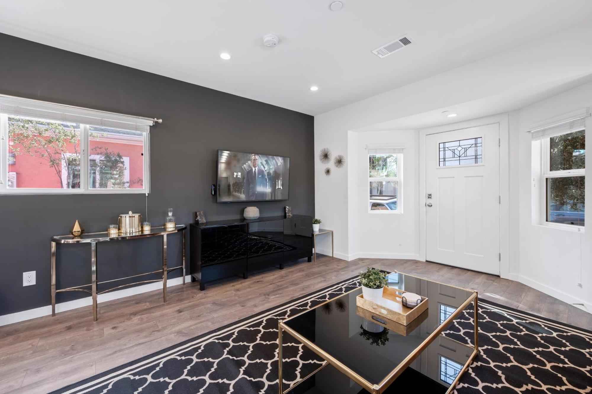 Art Deco By Avantstay 1920S Remodeled Bungalow Open Layout Courtyard Los Angeles Dış mekan fotoğraf